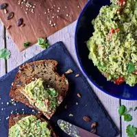 Pumpkin & Sunflower Seed Ryebread with Hemp Guacamole