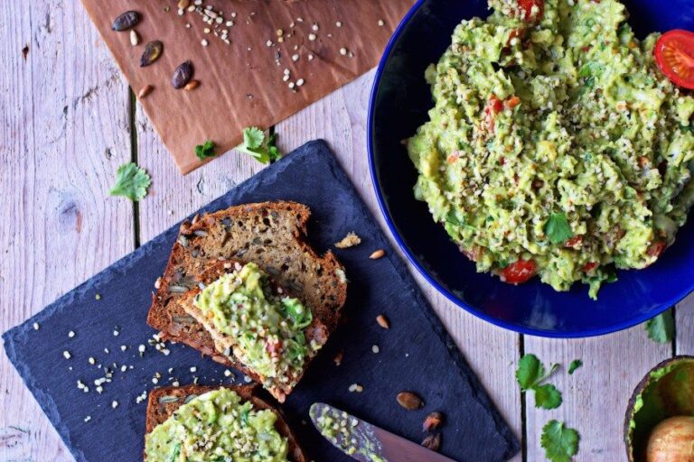Pumpkin & Sunflower Seed Ryebread with Hemp Guacamole