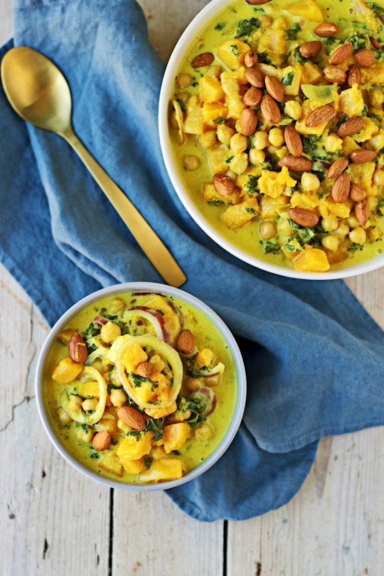 Butternut Squash Soup #vegan #glutenfree www.contentednesscooking.com