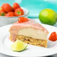 Raw Vegan Strawberry Peanut Butter Cheesecake | #vegan #glutenfree www.contentednesscooking.com