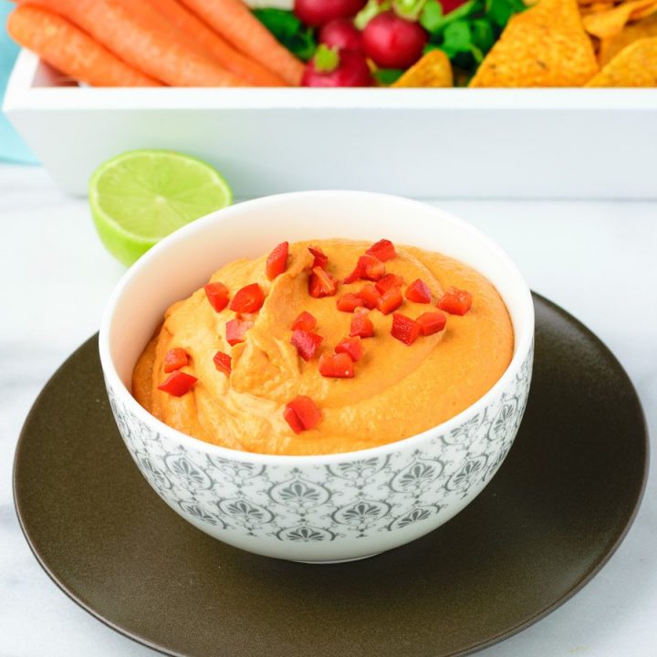 Easy Vegan Pimento Cheese | #vegan #glutenfree www.contentednesscooking.com