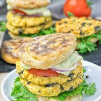 Mediterranean Vegan Burger | #vegan #glutenfree www.contentednesscooking.com