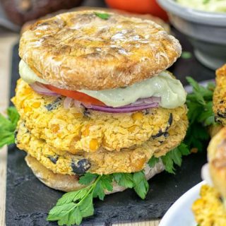 Mediterranean Vegan Burger | #vegan #glutenfree www.contentednesscooking.com
