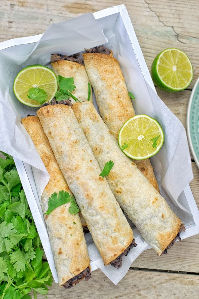 Vegan Cream Cheese Taquitos | #vegan #glutenfree www.contentednesscooking.com