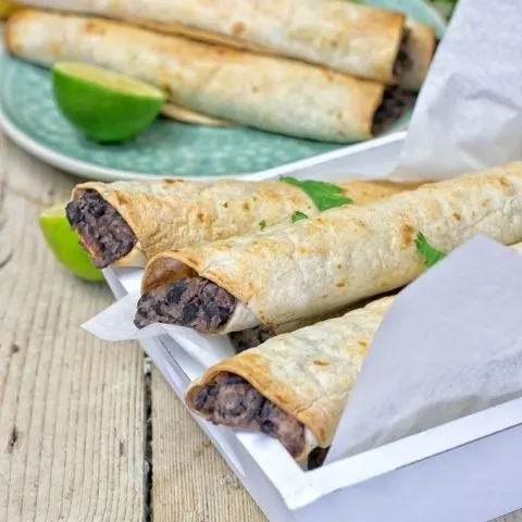 Vegan Cream Cheese Taquitos | #vegan #glutenfree www.contentednesscooking.com