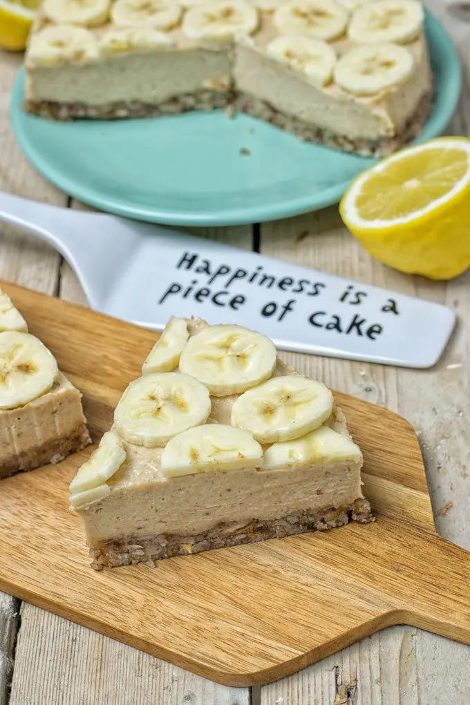 Lemon Banana Cream Pie | #vegan #glutenfree #contentednesscooking