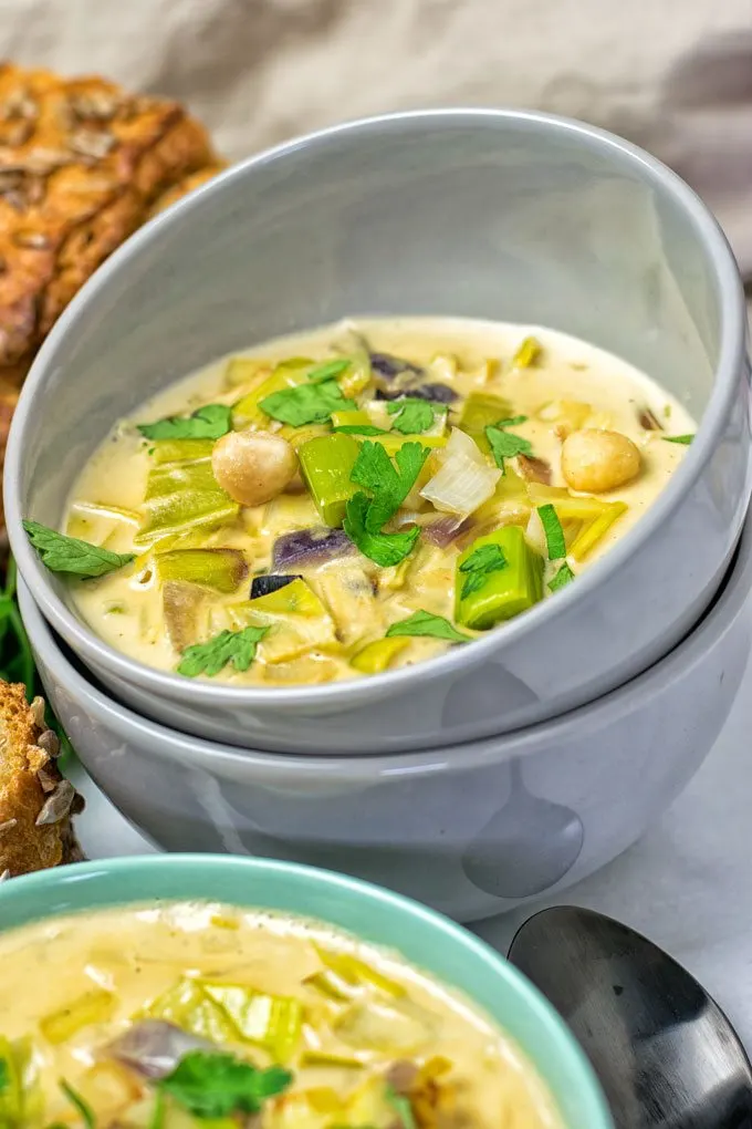 Closeup on the toppings of vegan Cheese Leek Soup.