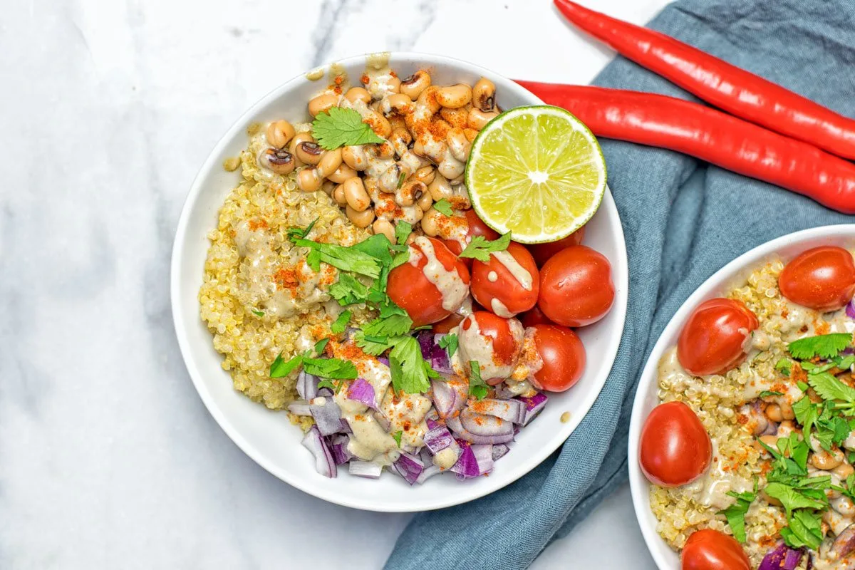 Mexican Fiesta Quinoa Salad | #vegan #glutenfree #contentednesscooking