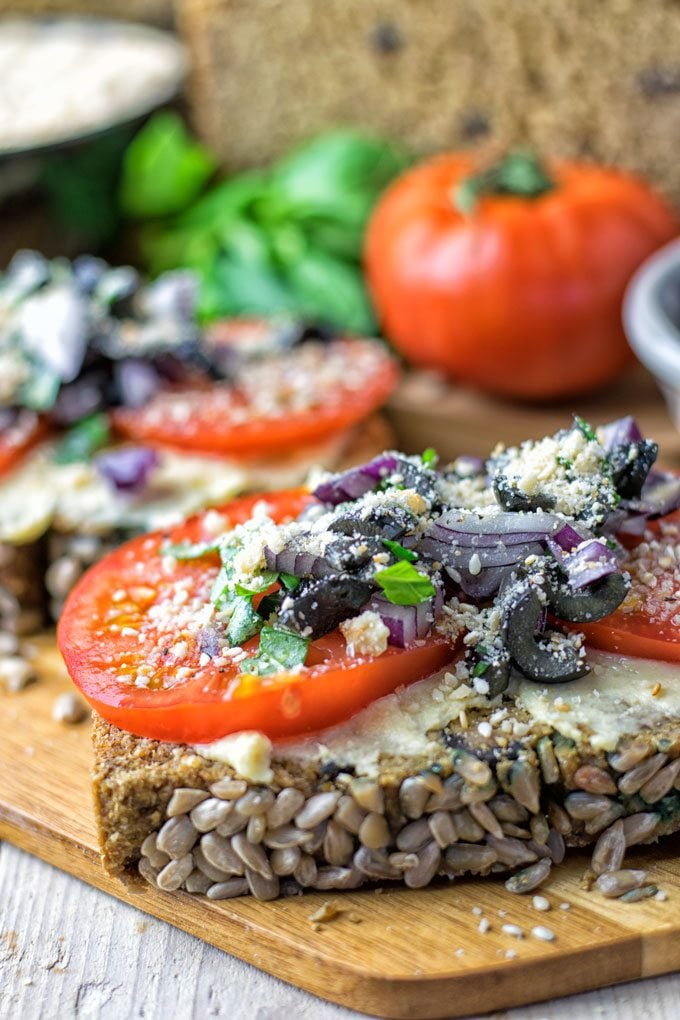 Olive Chickpea Flour Bread | #vegan #glutenfree #contentednesscooking