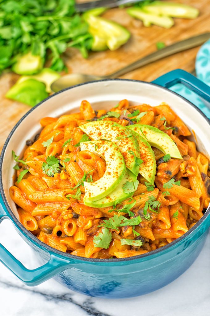 Vegetarian Fajita Pasta in a large pot.