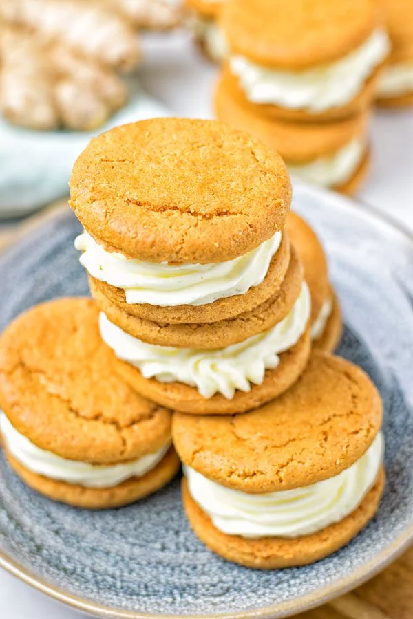 whoopie Pie Ginger Cookies #Vegan #glutenfree #contentednesscooking