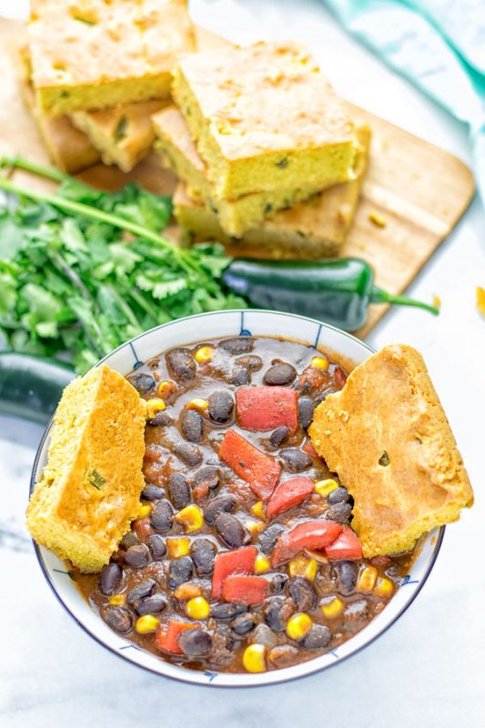 Easy Jalapeno Cornbread | #vegan #glutenfree #contentednesscooking