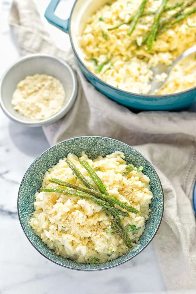 Creamy Asparagus Orzo with Garlic Parmesan | #vegan #glutenfree #contentednesscooking #lunch #dinner 