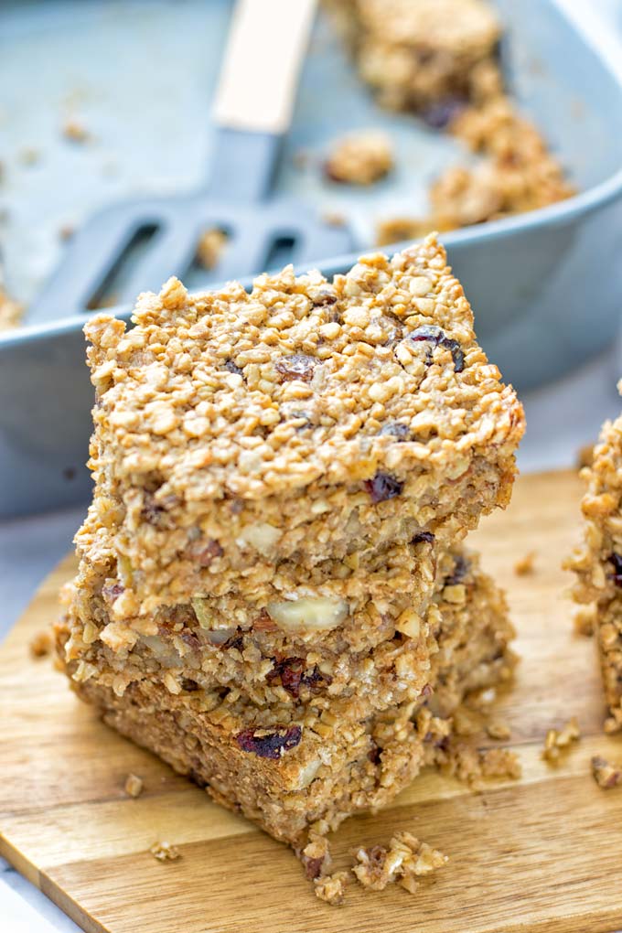 Trail Mix Breakfast Bars | #vegan #glutenfree #contentednesscooking