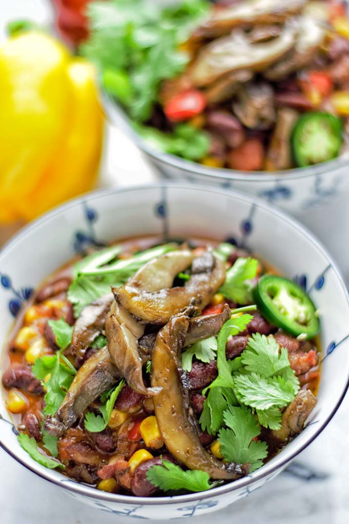 Vegan Steak Chili | #vegan #glutenfree #contentednesscooking