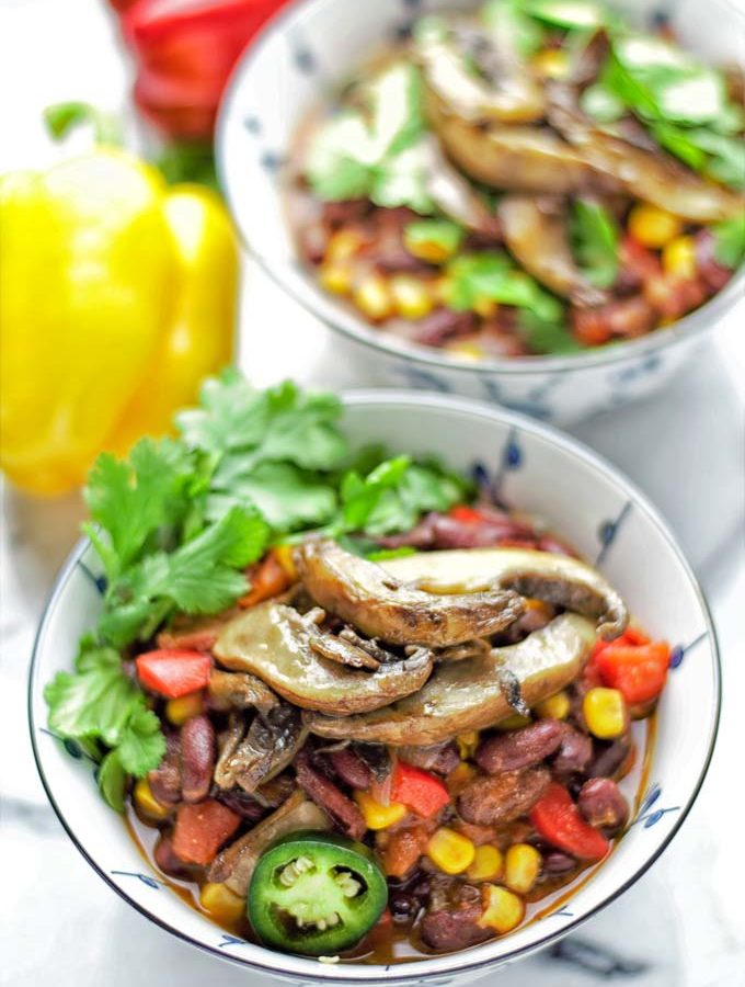 Vegan Steak Chili | #vegan #glutenfree #contentednesscooking
