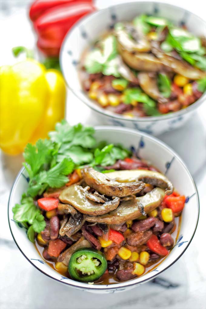 Vegan Steak Chili | #vegan #glutenfree #contentednesscooking