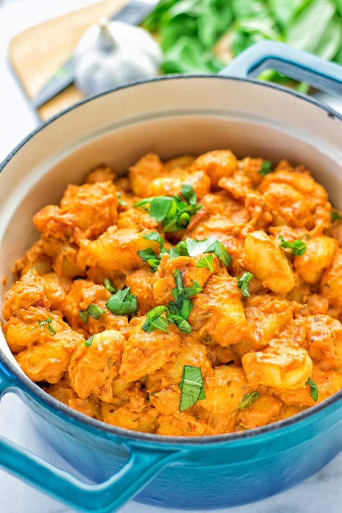 Gnocchi with Garlic Cream Tomato Sauce | #vegan #glutenfree #contentednesscooking #creamy #tahini