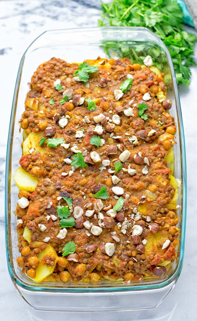 Moroccan Chickpea Lentil Potato Casserole | #vegan #glutenfree #contentednesscooking #moroccan #potato #casserole