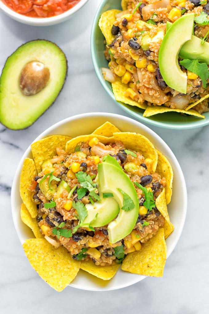 Southwest Quinoa Taco Salad | #vegan #glutenfree #contentednesscooking 