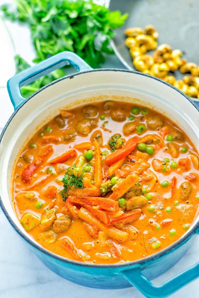 Vegetable Panang Curry is an easy vegan and gluten free one pot dish. Totally amazing for lunch or dinner, and a perfect choice for meal prep. #vegan #plantbased #Indian #dairyfree #curry #panang #mealprep #lunch #dinner