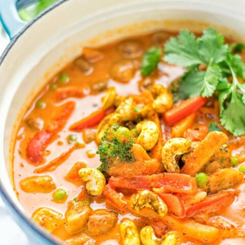 Vegetable Panang Curry is an easy vegan and gluten free one pot dish. Totally amazing for lunch or dinner, and a perfect choice for meal prep. #vegan #plantbased #Indian #dairyfree #curry #panang #mealprep #lunch #dinner