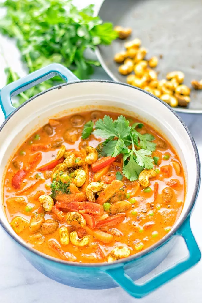 Vegetable Panang Curry is an easy vegan and gluten free one pot dish. Totally amazing for lunch or dinner, and a perfect choice for meal prep. #vegan #plantbased #Indian #dairyfree #curry #panang #mealprep #lunch #dinner