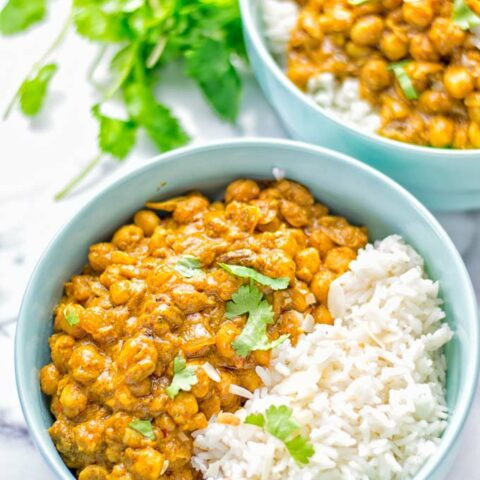 Insanely delicious One Pot Chickpea Biryani full of amazing flavors and naturally vegan, gluten free. An easy dish which is perfect for lunch, dinner, meal prep and work lunch. If you’re looking for a super easy biryani try it now. #vegan #glutenfree #dairyfree #vegetarian #chickpeas #chickpeabiryani #biryani #onepotmeals #mealprep #worklunchideas #dinner #lunch #contentednesscooking