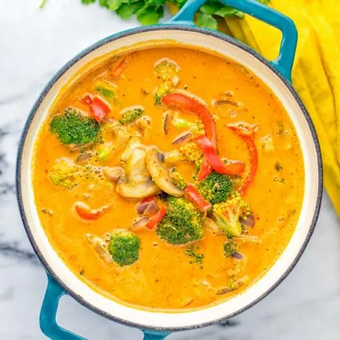 This Red Curry Coconut Soup is a super easy one pot meal and packed with such amazing flavors. It’s creamy and naturally vegan, gluten free. It’s an amazing dairy free alternative for lunch, dinner, meal preparation, that the whole family will love, or work lunches. Try it now and know how ridiculously easy delicious food can be. #vegan #glutenfree #dairyfree #contentednesscooking #dinner #lunch #onepotmeals #dairyfree #worklunchideas #curry #easyfood #vegetarian #soup #mealprep