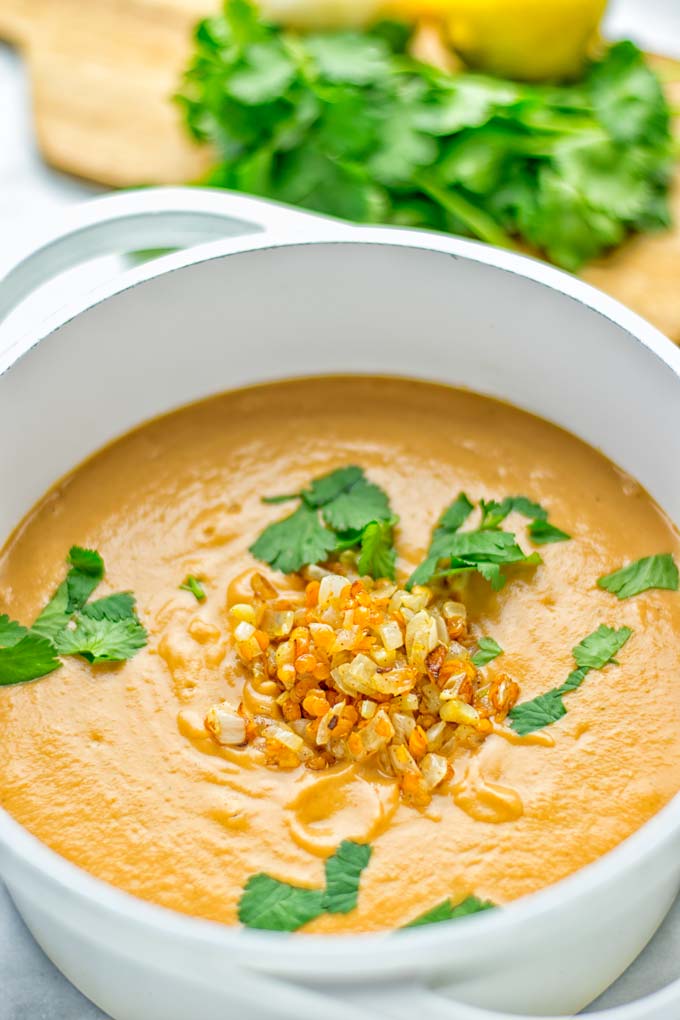 This Egyptian Red Lentil Soup is entirely vegan, gluten free, and so delicious. Packed with a delicious spice mix which take it to a whole new level. Try it now for dinner, lunch, meal preparation. You know what I’m talking about, yum! #vegan #glutenfree #dairyfree #vegetarian #lentils #dinner #lunch #mealprep #worklunchideas #redlentils #redlentilsoup #contentednesscooking #soup 