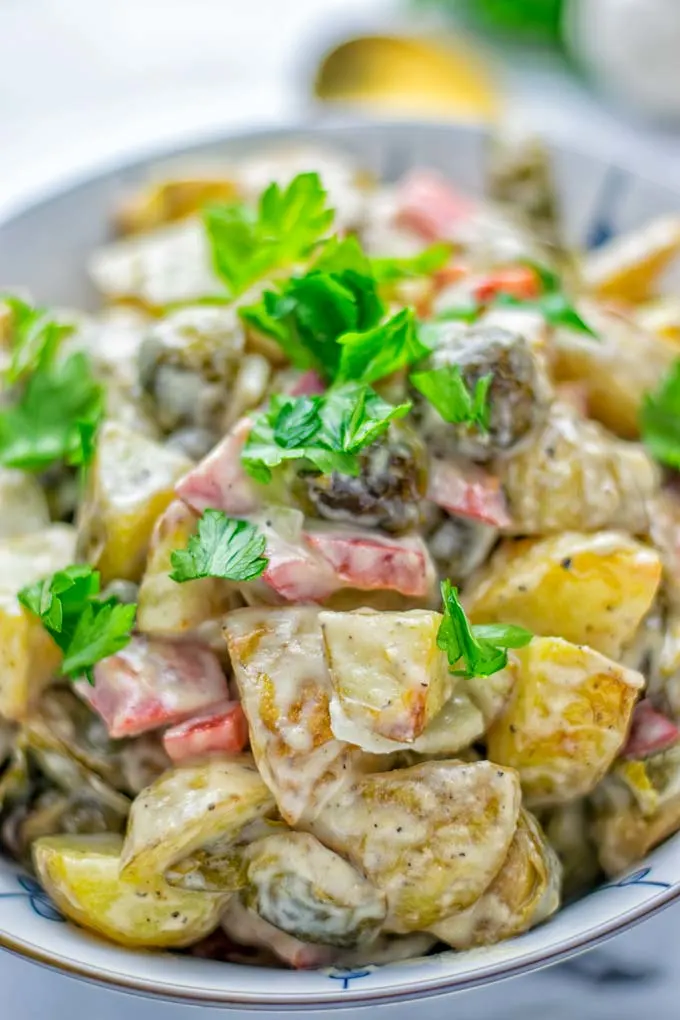 This Balsamic Brussels Sprouts Potato Salad is the ultimate comfort food and entirely vegan, gluten free. It’s super delicious for dinner, lunch, meal prep and for Christmas or the holidays. Try it now and you can be sure the whole family will love it. #vegan #glutenfree #dairyfree #vegetarian #contentednesscooking #dinner #lunch #christmasfood #holidayfood #worklunchideas #mealprep #balsamicbrusselssprouts #potatosalad