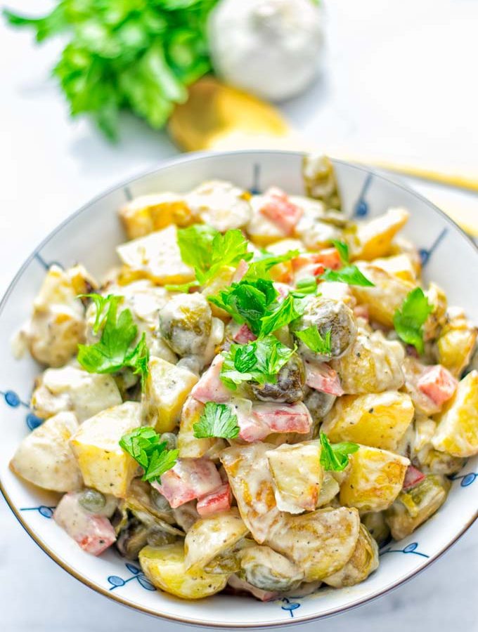 This Balsamic Brussels Sprouts Potato Salad is the ultimate comfort food and entirely vegan, gluten free. It’s super delicious for dinner, lunch, meal prep and for Christmas or the holidays. Try it now and you can be sure the whole family will love it. #vegan #glutenfree #dairyfree #vegetarian #contentednesscooking #dinner #lunch #christmasfood #holidayfood #worklunchideas #mealprep #balsamicbrusselssprouts #potatosalad