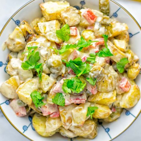 This Balsamic Brussels Sprouts Potato Salad is the ultimate comfort food and entirely vegan, gluten free. It’s super delicious for dinner, lunch, meal prep and for Christmas or the holidays. Try it now and you can be sure the whole family will love it. #vegan #glutenfree #dairyfree #vegetarian #contentednesscooking #dinner #lunch #christmasfood #holidayfood #worklunchideas #mealprep #balsamicbrusselssprouts #potatosalad