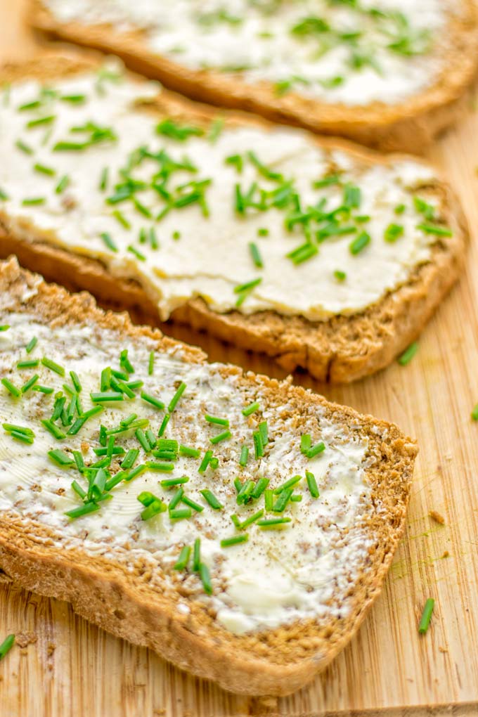 This Artisan Bread is naturally vegan, gluten free and made in the Dutch oven. It’s easy to prepare in one bowl and the result will be impressive. Trust me there is nothing better than fresh homemade bread from the oven. This is perfect for breakfast, lunch and even dinner. Try this for your family and everyone will love it. #vegan #dairyfree #glutenfree #contentednesscooking #breakfast #dinner #lunch #artisanbread #nokneadbread #dutchovenbread #homemadebread #kidfriendlymeals #budgetmeals 