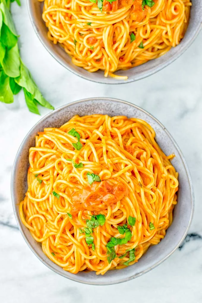 2 bowls of instant pot spaghetti viewed from above