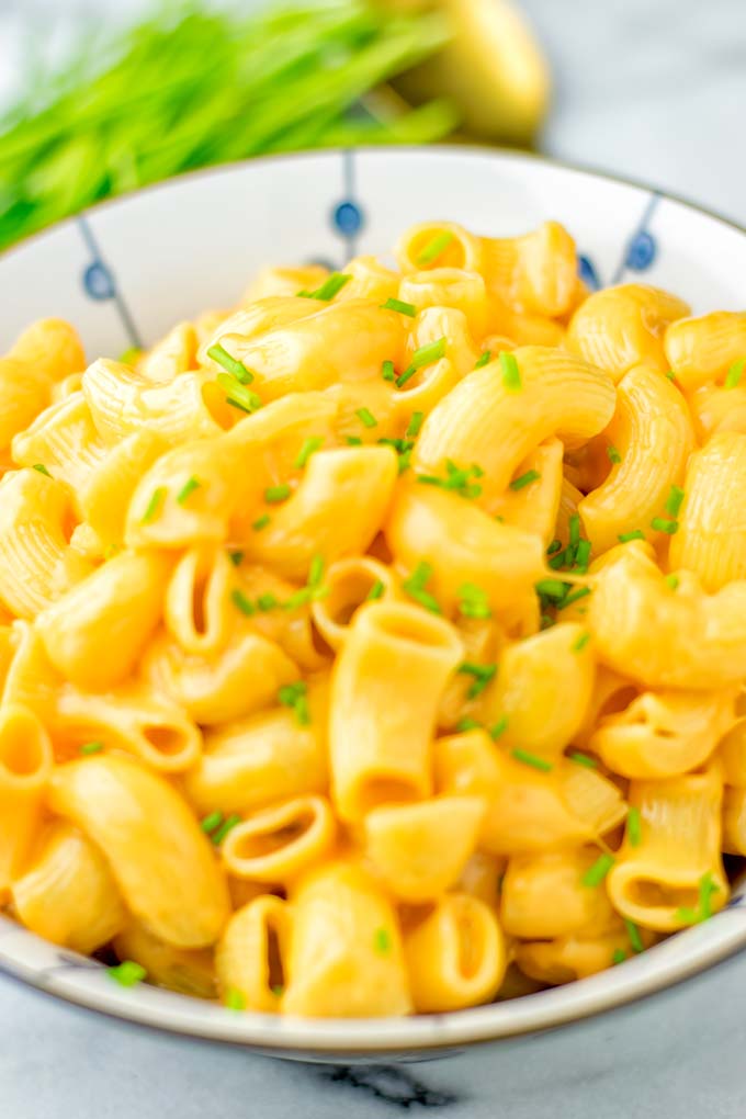 Closeup of Instant Pot Mac and Cheese sprinkled with chives.