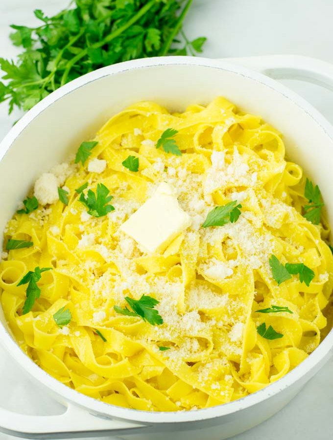 Garlic Noodles ready to eat.