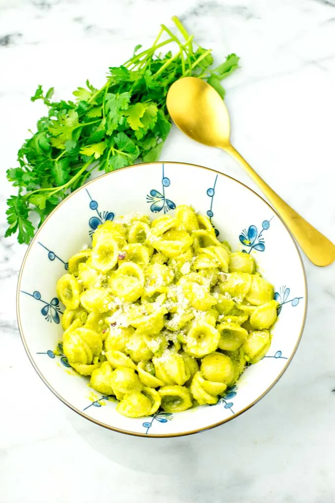 Full bowl of pasta, ready for a family dinner.