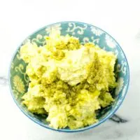 Vegan butter and an amazing fresh pesto are the main ingredients.