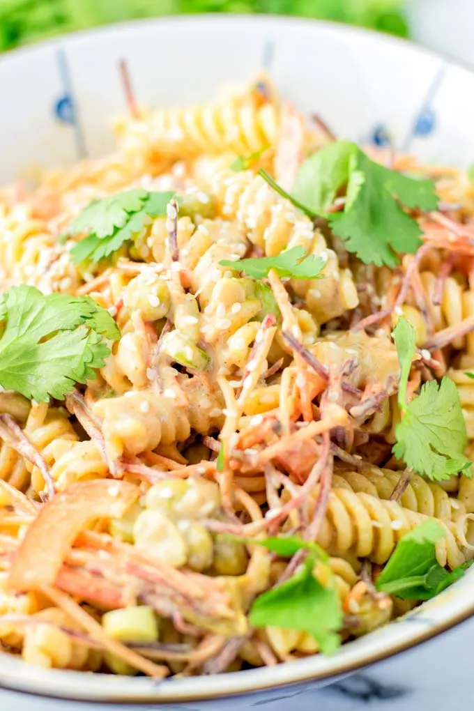 Close up view of the creamy Thai peanut sauce in the salad.