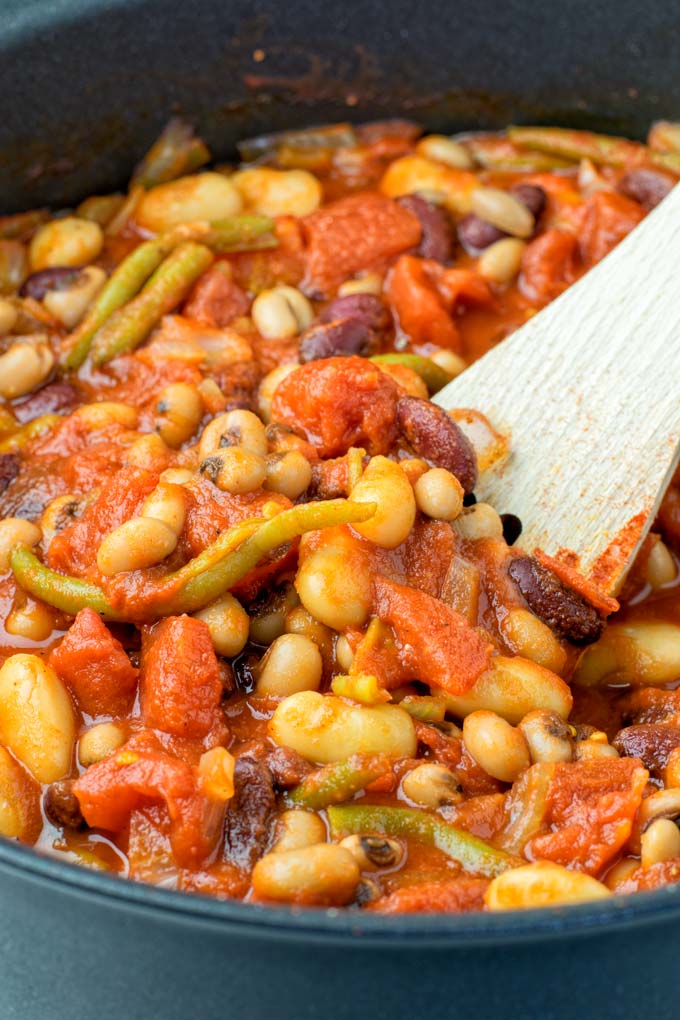 These homemade Ranch Style Beans are are made with four kinds of beans to create the perfect texture. Super easy to make in one pot, crockpot ready, and seriously so easy plus delicious! Naturally vegan, gluten free once you’ve tried it, you want coming back for in no time. A keeper that the whole family will love, even the pickiest kids. 