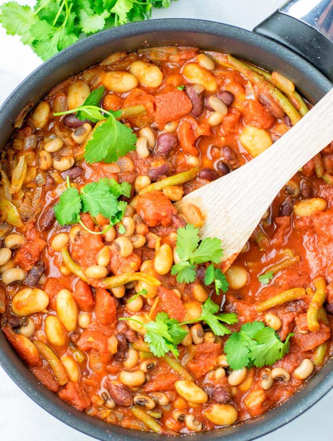 These homemade Ranch Style Beans are are made with four kinds of beans to create the perfect texture. Super easy to make in one pot, crockpot ready, and seriously so easy plus delicious! Naturally vegan, gluten free once you’ve tried it, you want coming back for in no time. A keeper that the whole family will love, even the pickiest kids.