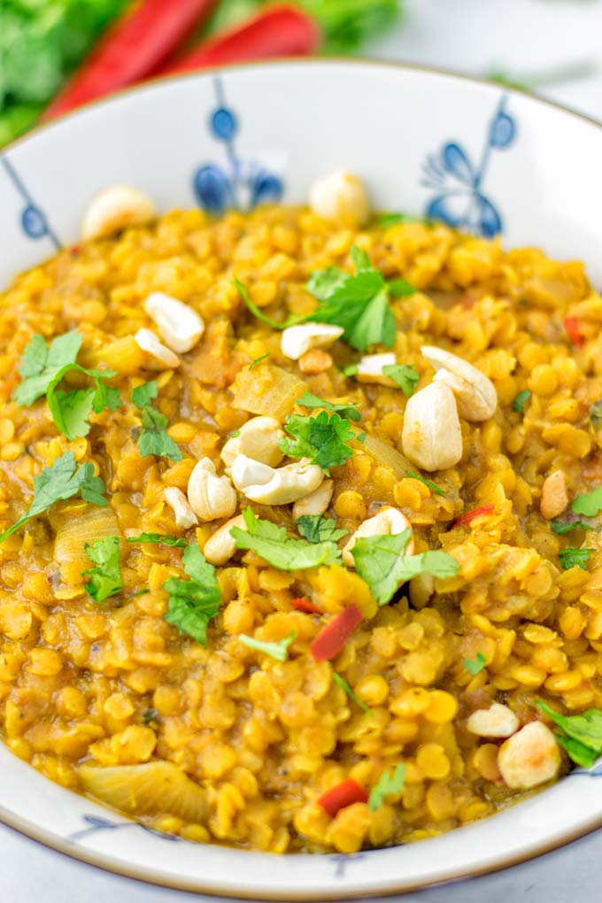 Lentil, chilis, and cashews is all that is needed for stunning flavors.