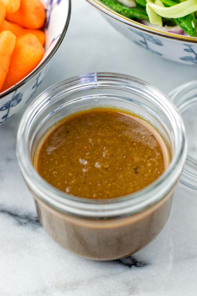 This homemade Pad Thai Sauce is easy to make and so delicious. A keeper that you can make in no time at home. It is naturally vegan, gluten free and so versatile for any Pad Thai Noodles or a veggie stir fry for dinner, lunch, meal prep.