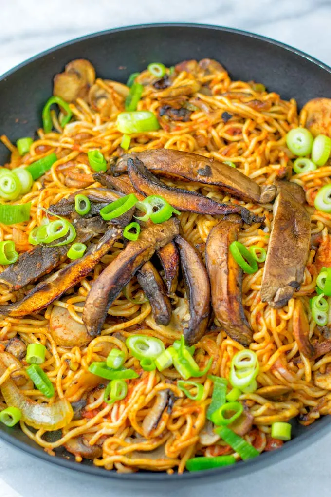 Make these Spicy Noodles in a single pan.