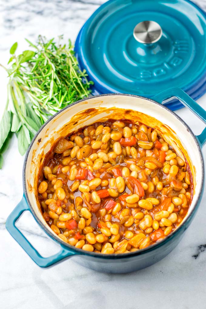 Beans in the Dutch oven after taking them out of the oven.