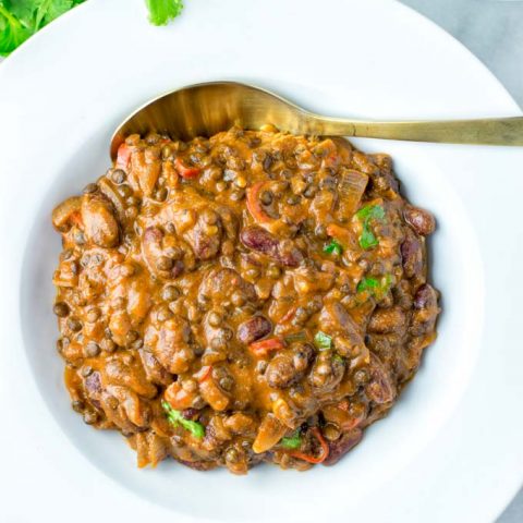 Dal Makhani is a perfect easy family recipe for lunch or dinners. Also meal prep ready.