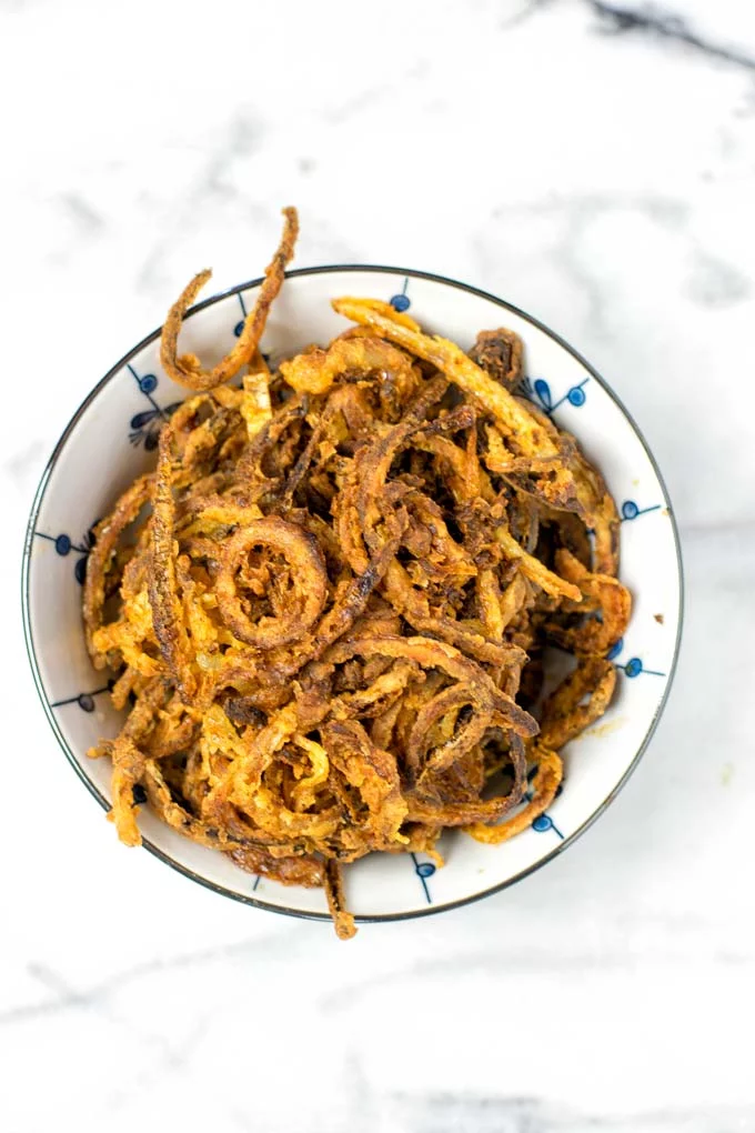 Bowl of the ready French Fried Onions.