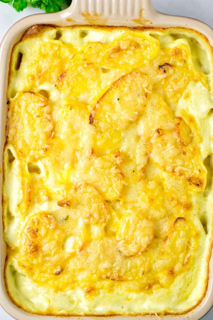 No precooking of potatoes needed in these Dauphinoise Potatoes.
