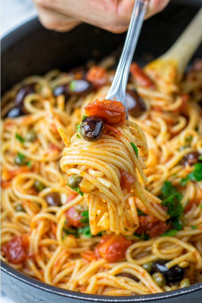 Puttanesca Pasta is great for lunch, dinner, and meal prep.